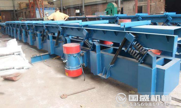 長距離振動輸送機 長距離振動輸送機